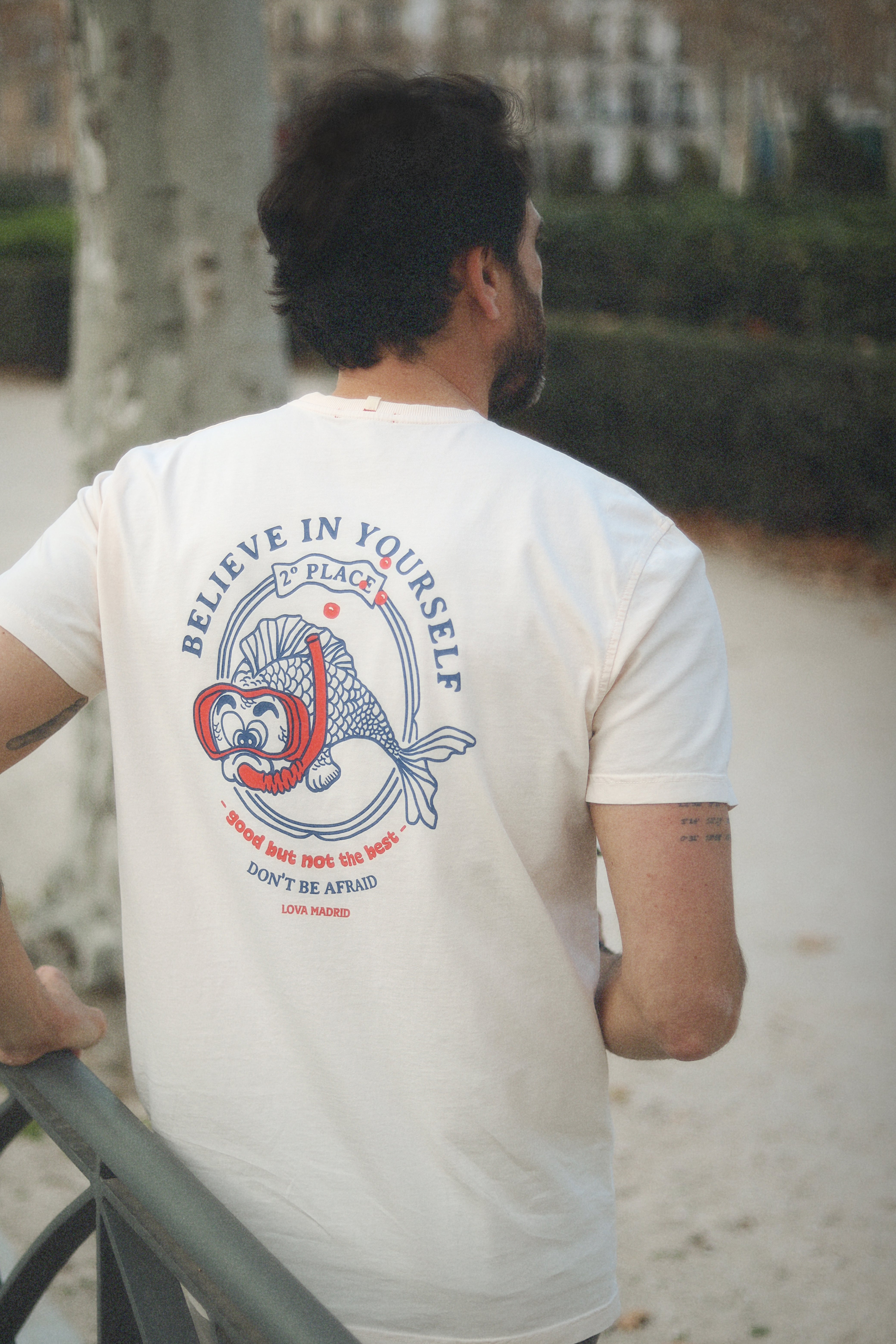 Diving Fish Ivory T-shirt